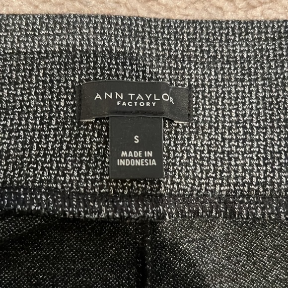 Ann Taylor Factory Leggings - Picture 3 of 6